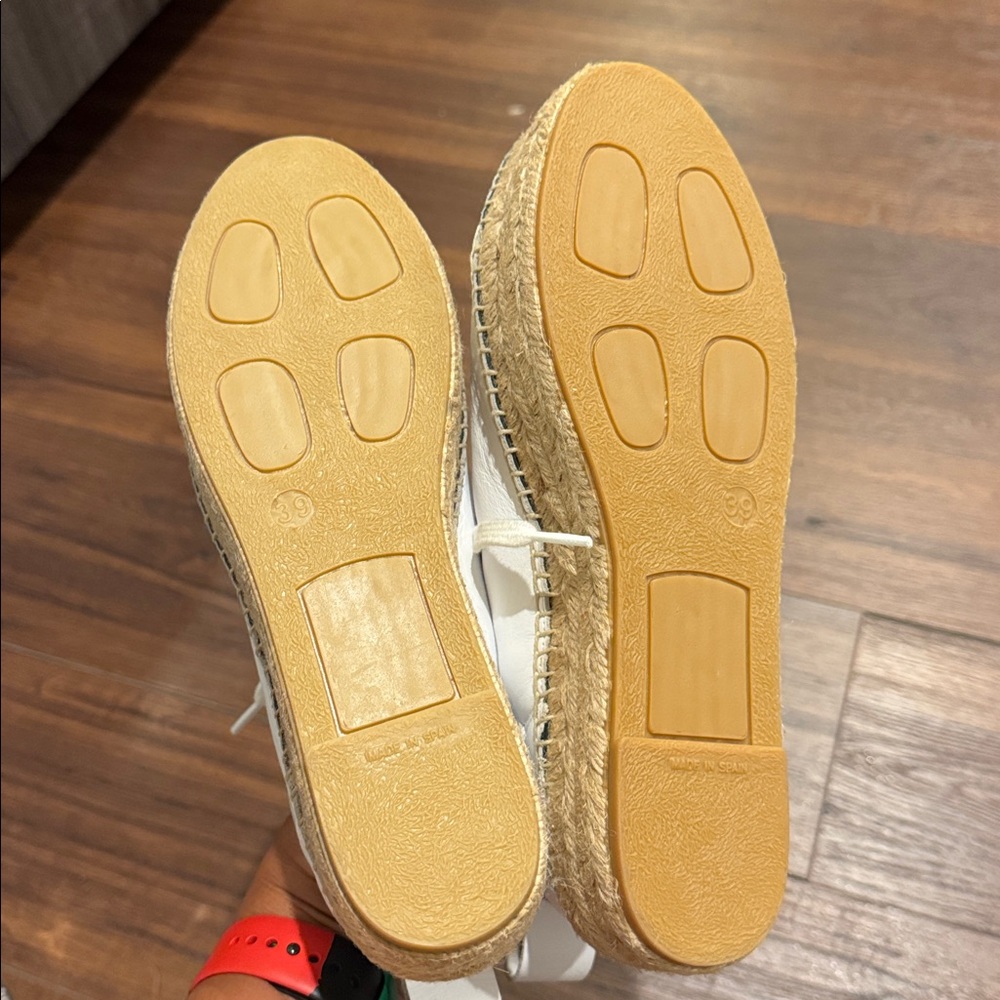 Alexander McQueen White Leather braided Espadrille Sneakers, never worn. - Picture 8 of 8